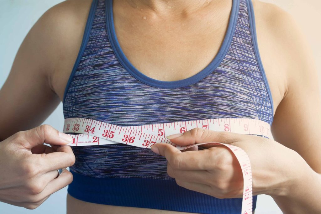 تكبير الثدي